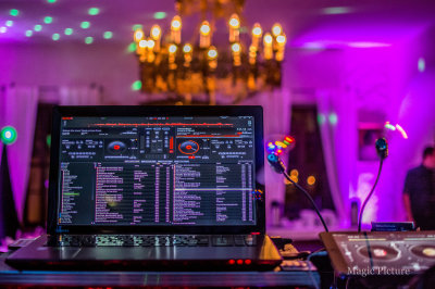 DJ Magic macht jeder Feier zu einem Erfolg 